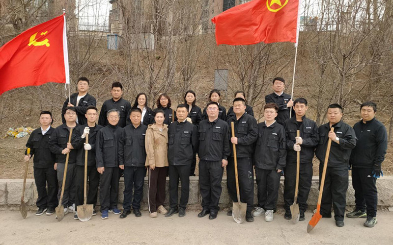 党建共建增春色，义务植树添新绿​——环投集团深入包联正大社区开展义务植树活动